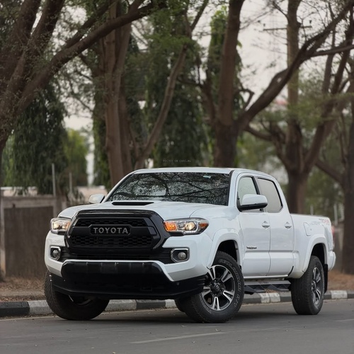  Foreign Used Toyota Tacoma 2016 for Sale In Abuja