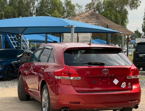 Low Mileage Toyota Venza 2010– Foreign Used 