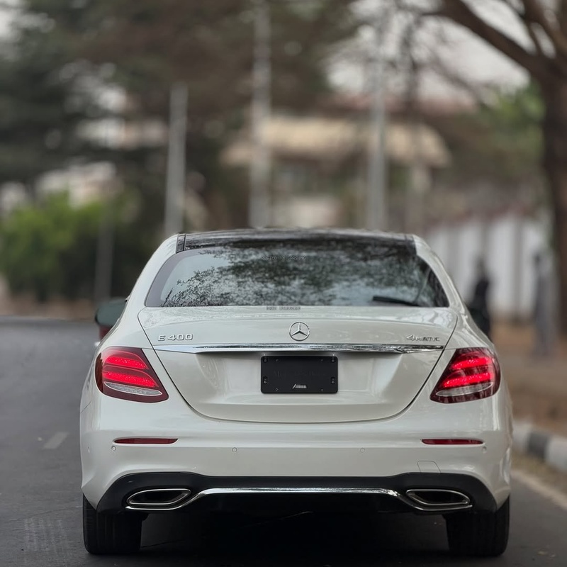 Mercedes Benz E400 2018 FOREIGN USED – Don’t Miss Out image