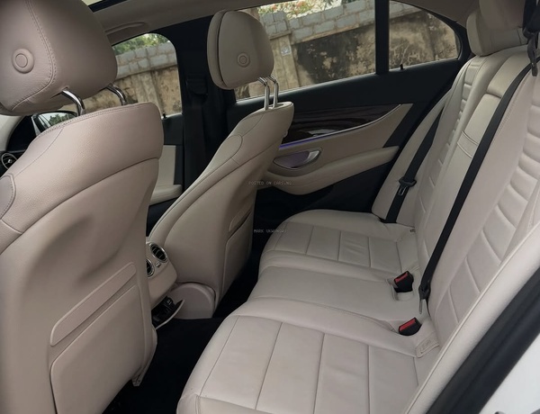 Mercedes Benz E400 2018 FOREIGN USED – Don’t Miss Out