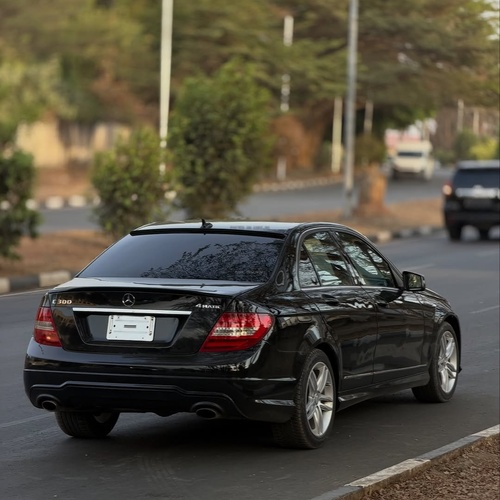 Foreign Used Mercedes-Benz C300 2012 for Sale In Abuja