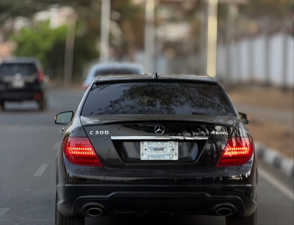 Foreign Used Mercedes-Benz C300 2012 for Sale In Abuja