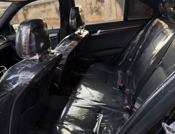 Foreign Used Mercedes-Benz C300 2012 for Sale In Abuja