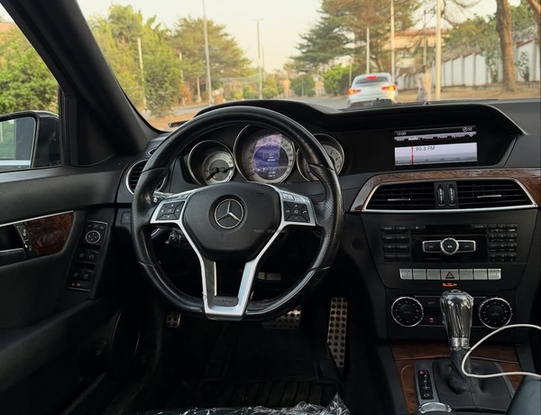 Foreign Used Mercedes-Benz C300 2012 for Sale In Abuja