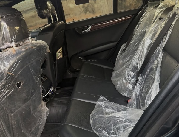 Luxury & Comfort – Mercedes-Benz C300 2009 – Foreign Used Available Now