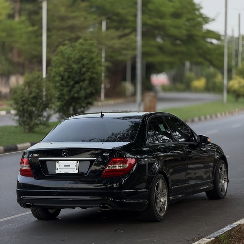 Luxury & Comfort – Mercedes-Benz C300 2009 – Foreign Used Available Now