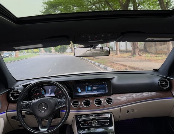 LUXURY MERCEDES-BENZ E300 2016  FOR SALE – FOREIGN USED, FULLY LOADED