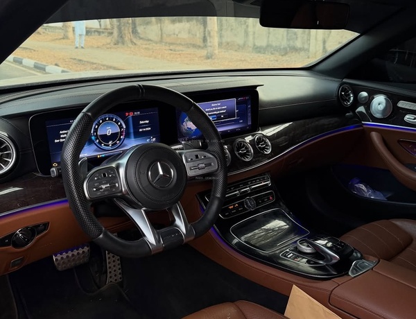 Foreign Used 2018 Mercedes Benz E400 for Sale In Abuja