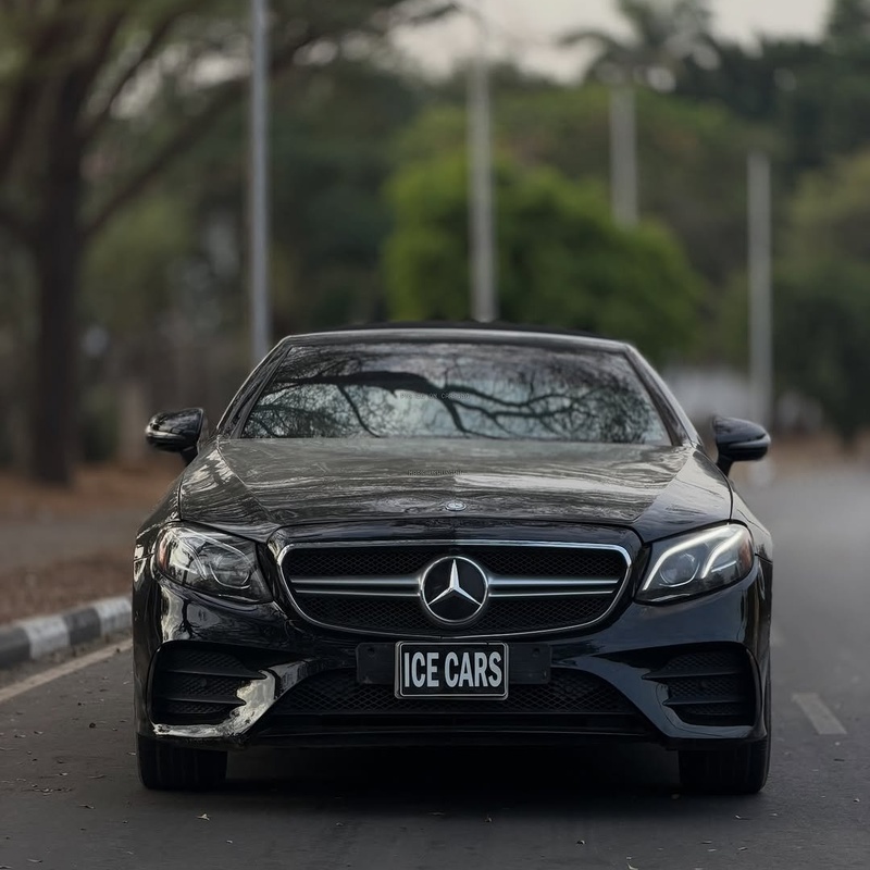 Foreign Used 2018 Mercedes Benz E400 for Sale In Abuja image