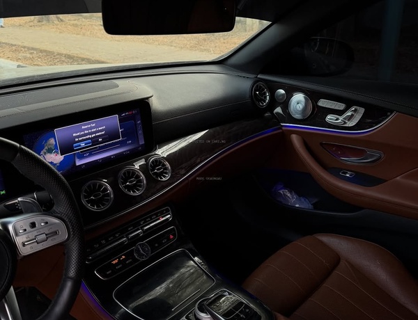 Foreign Used 2018 Mercedes Benz E400 for Sale In Abuja