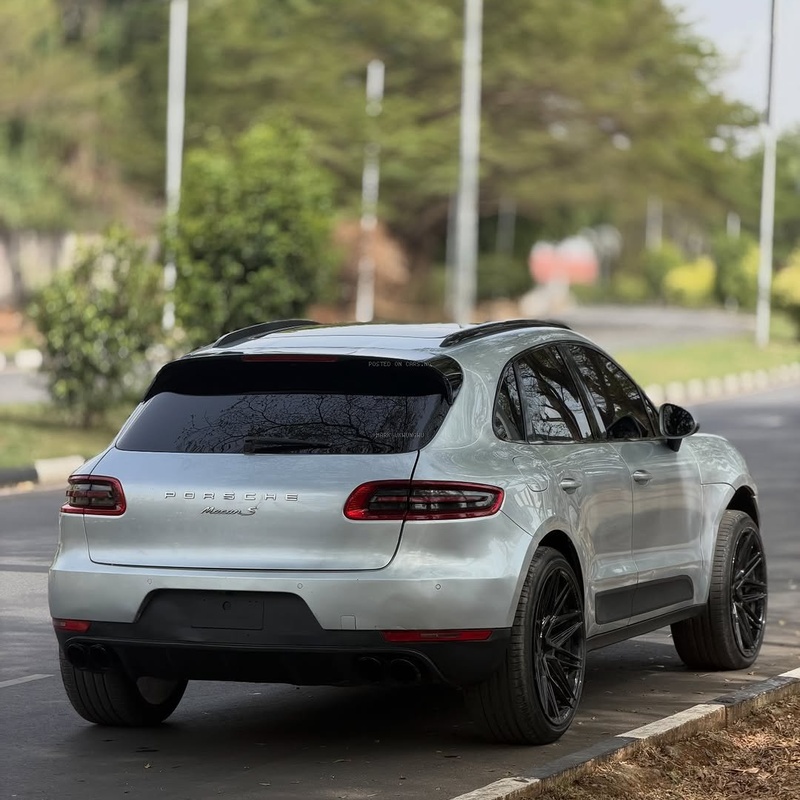 🚗 PORSCHE MACAN S – 2017  FOREIGN USED – Luxury SUV with Sport Power image