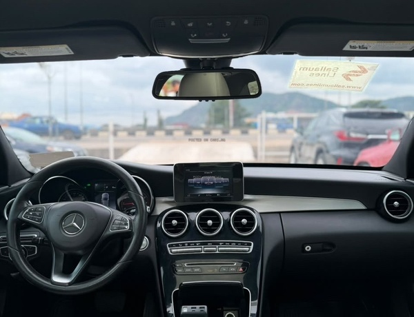 Foreign Used Mercedes-Benz C300 2016 in Abuja