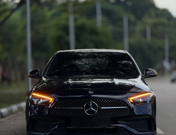 MERCEDES-BENZ C300 2023 FOR SALE