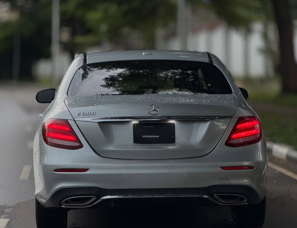 Foreign Used Mercedes-Benz E300 2017 in Abuja