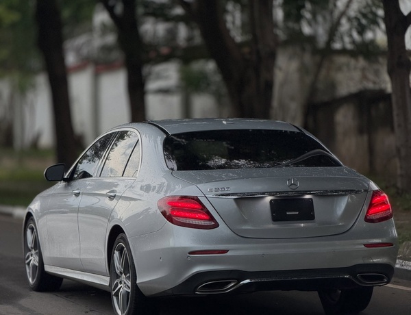 Foreign Used Mercedes-Benz E300 2017 in Abuja