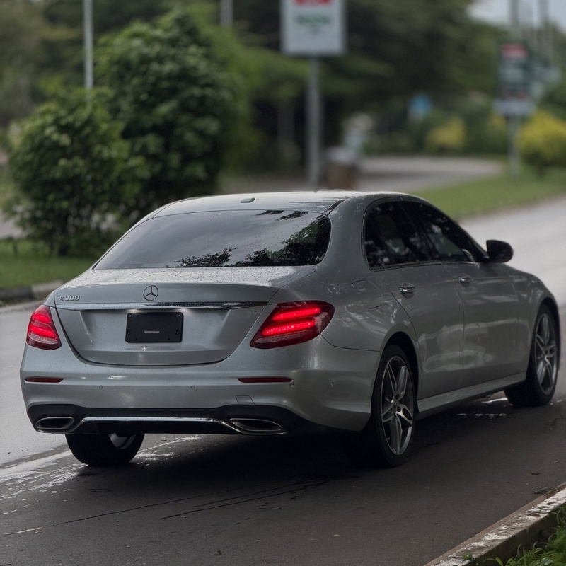 Foreign Used Mercedes-Benz E300 2017 in Abuja image