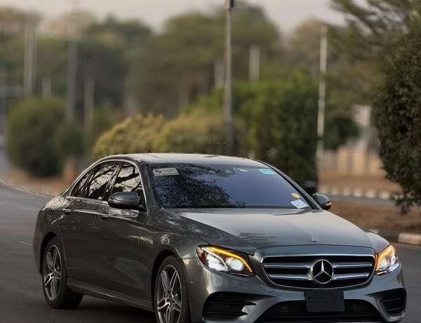 Foreign Used  2018 Mercedes Benz E400 for Sale In Abuja