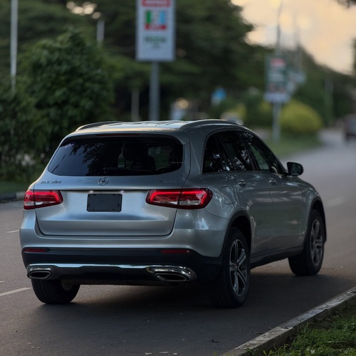 Foreign Used Mercedes-Benz GLC300 2017 in Abuja