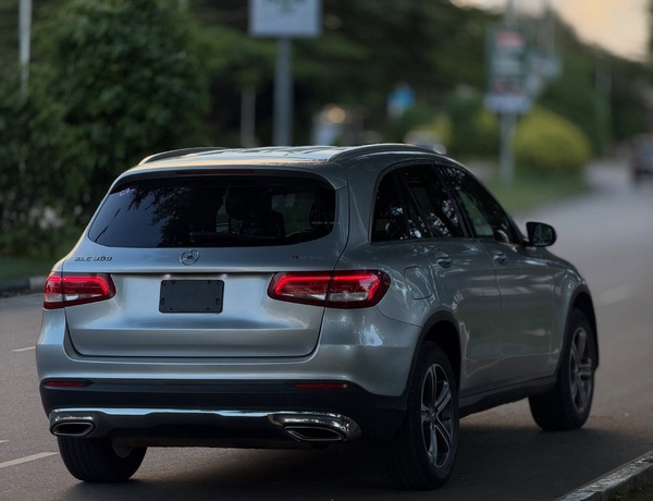 Foreign Used Mercedes-Benz GLC300 2017 in Abuja