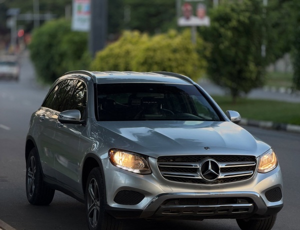 Foreign Used Mercedes-Benz GLC300 2017 in Abuja