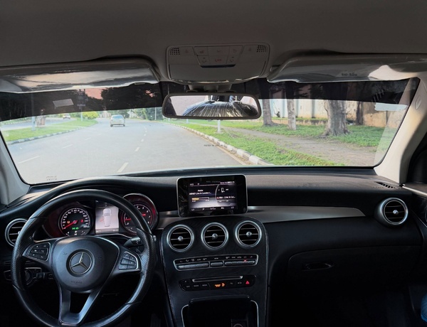 Foreign Used Mercedes-Benz GLC300 2017 in Abuja