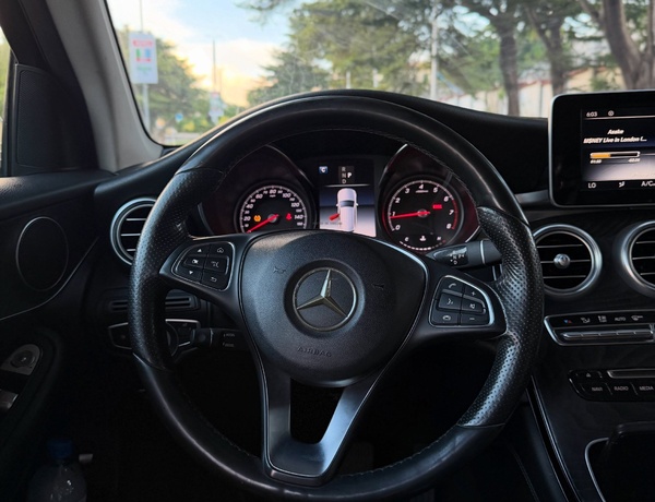 Foreign Used Mercedes-Benz GLC300 2017 in Abuja