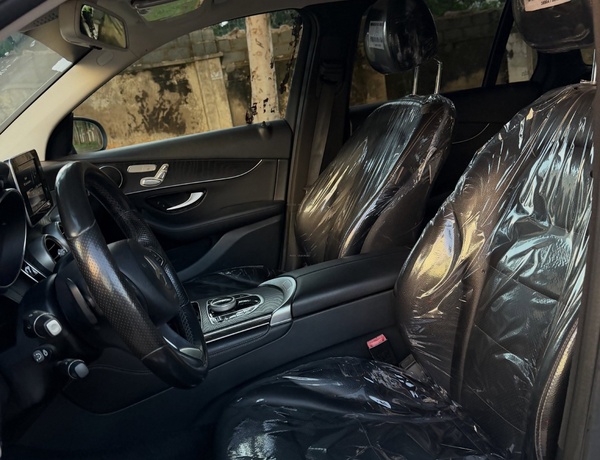 Foreign Used Mercedes-Benz GLC300 2017 in Abuja