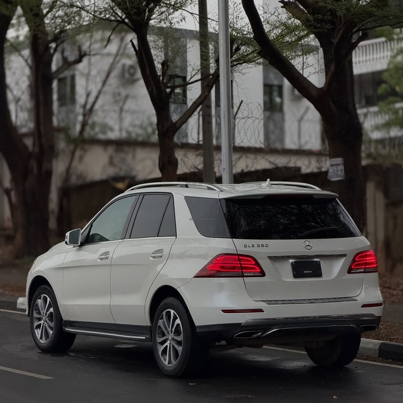 Mercedes-Benz GLE350 2016 FOREIGN USED – Class, Comfort & Power image