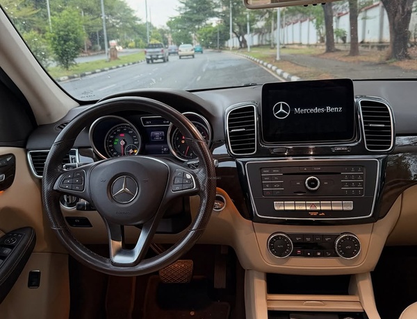 Mercedes-Benz GLE350 2016 FOREIGN USED – Class, Comfort & Power