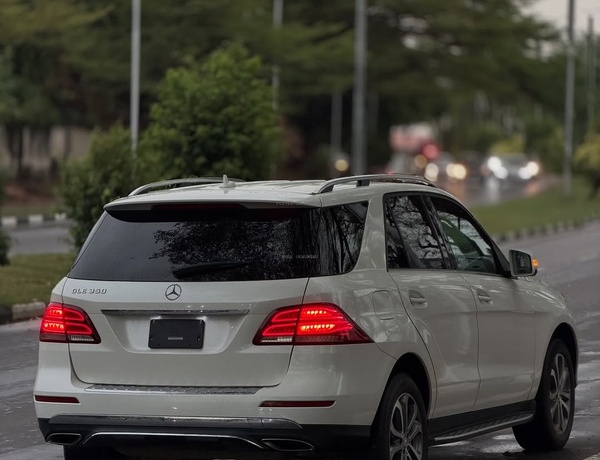 Mercedes-Benz GLE350 2016 FOREIGN USED – Class, Comfort & Power