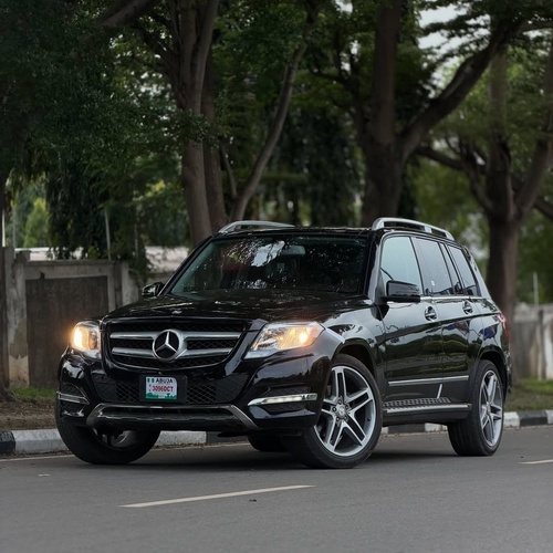 Mercedes-Benz GLK350 (2014) – Foreign Used  Location: Asokoro