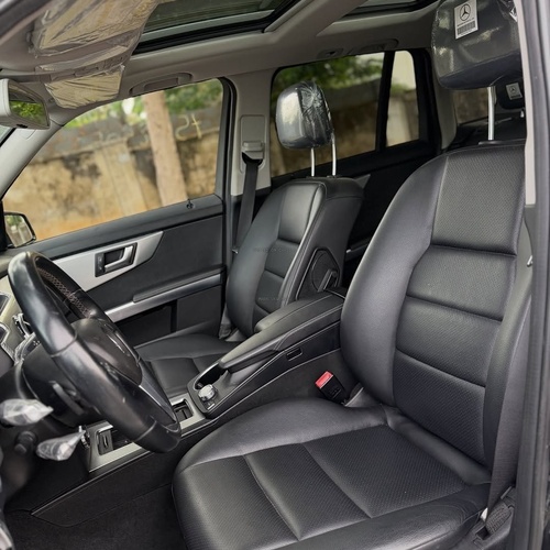 Mercedes-Benz GLK350 (2014) – Foreign Used  Location: Asokoro