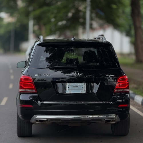Mercedes-Benz GLK350 (2014) – Foreign Used  Location: Asokoro