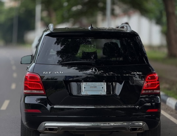 Mercedes-Benz GLK350 (2014) – Foreign Used  Location: Asokoro