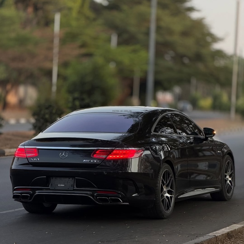 Foreign Used Mercedes-Benz S63 AMG 2015 for Sale In Abuja image