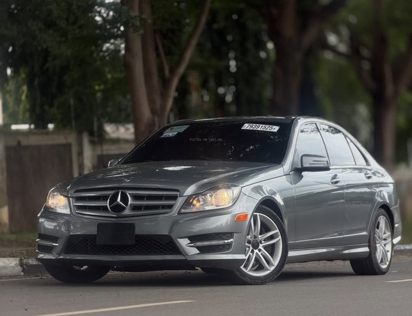 MERCEDES-BENZ C300 2014 FOR SALE