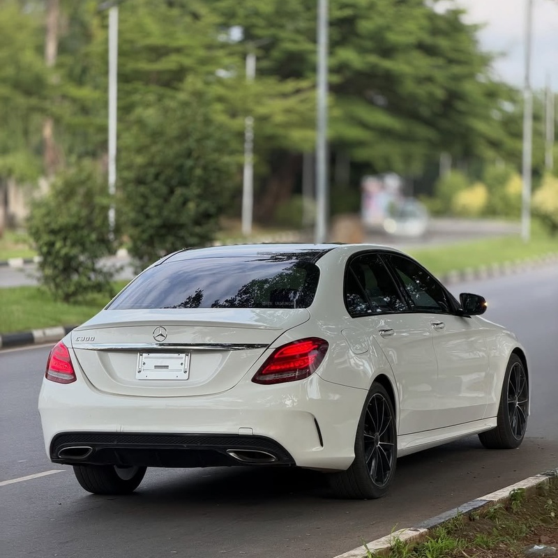  Mercedes-Benz C300 (2017) – Foreign Used🔥 Premium Comfort & Smooth Performance image