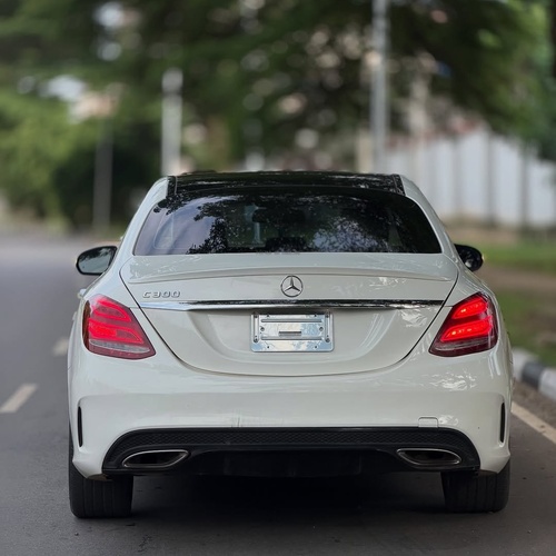  Mercedes-Benz C300 (2017) – Foreign Used🔥 Premium Comfort & Smooth Performance