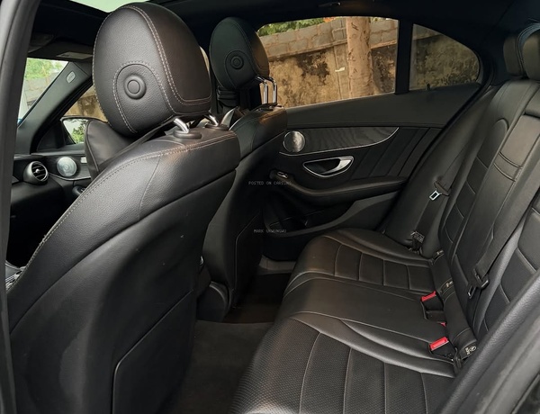 2015 MERCEDES-BENZ C300 – FOREIGN USED | EXECUTIVE LUXURY SEDAN 