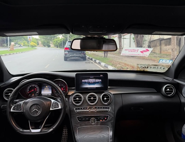 2015 MERCEDES-BENZ C300 – FOREIGN USED | EXECUTIVE LUXURY SEDAN 