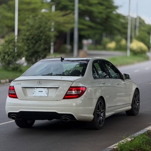 Foreign Used Mercedes Benz C350 2013  Luxury, Comfort & Smooth Performance