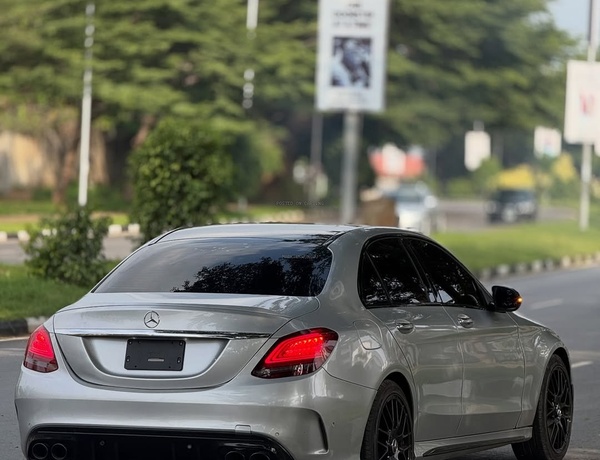 MERCEDES BENZ C43 AMG 2020 – FOREIGN USED, EXTREMELY NEAT