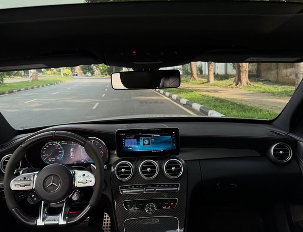 MERCEDES BENZ C43 AMG 2020 – FOREIGN USED, EXTREMELY NEAT