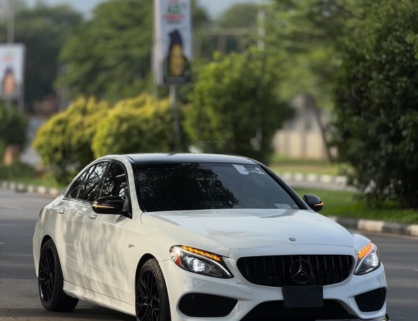 2017 MERCEDES-BENZ C43 AMG – FOREIGN USED | SPORT LUXURY PERFORMANCE SEDAN