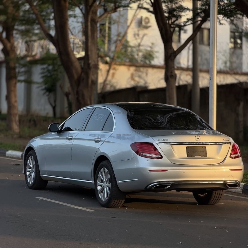 2016 MERCEDES-BENZ E300 – FOREIGN USED | EXECUTIVE LUXURY SEDAN image