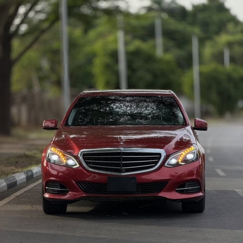 2015 MERCEDES-BENZ E350 – FOREIGN USED – Super Sharp Luxury Ride