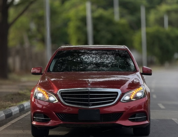 2015 MERCEDES-BENZ E350 – FOREIGN USED – Super Sharp Luxury Ride