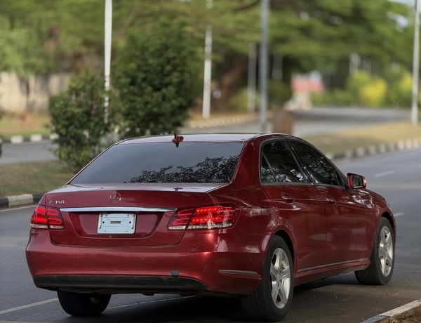 2015 MERCEDES-BENZ E350 – FOREIGN USED – Super Sharp Luxury Ride