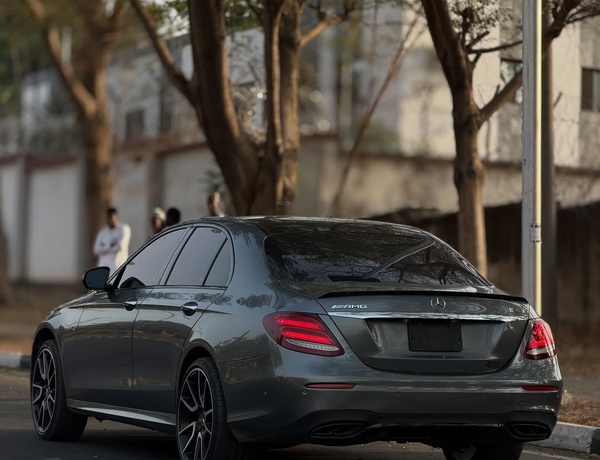 Foreign Used Mercedes Benz E43 2018 for Sale In Abuja