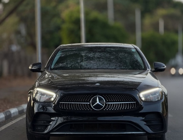 Mercedes-Benz E450 2021  – Luxury Meets Performance